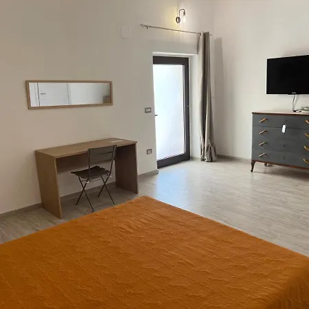 Residenza Giulia 3*